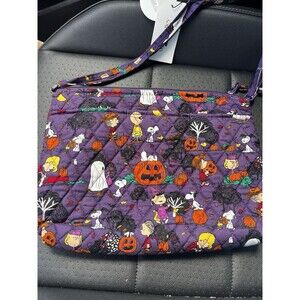 Vera Bradley Peanuts HALLOWEEN Purple Large Hipster Purse Snoopy bag crossbody